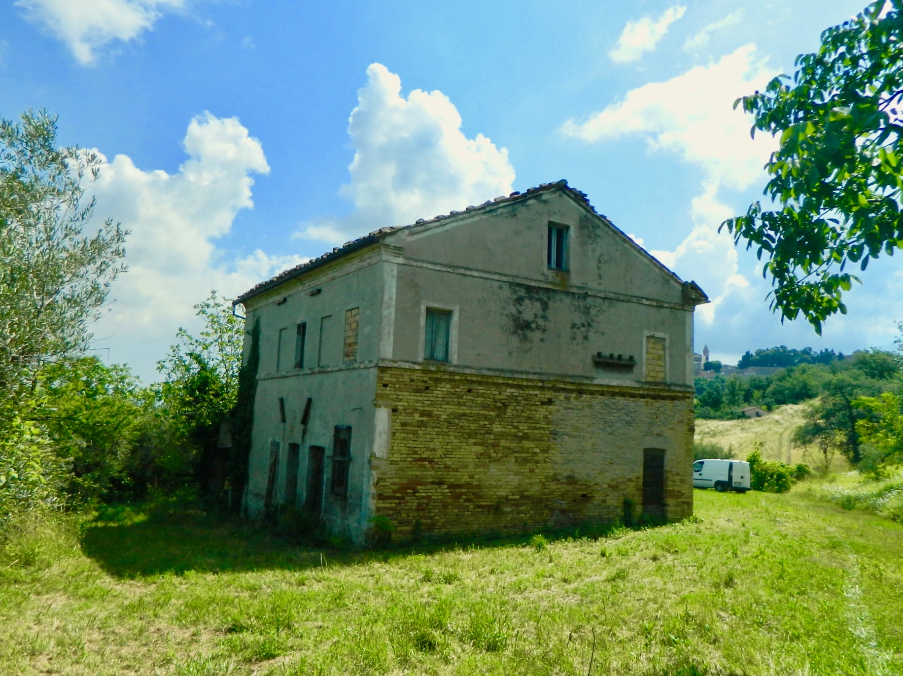 Lorese_image20LeMarchePropertySales Property For Sale Marche